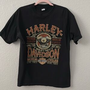 Harley-Davidson motorcycles black tee. Medium shirt. Budke’s North Platte, NE